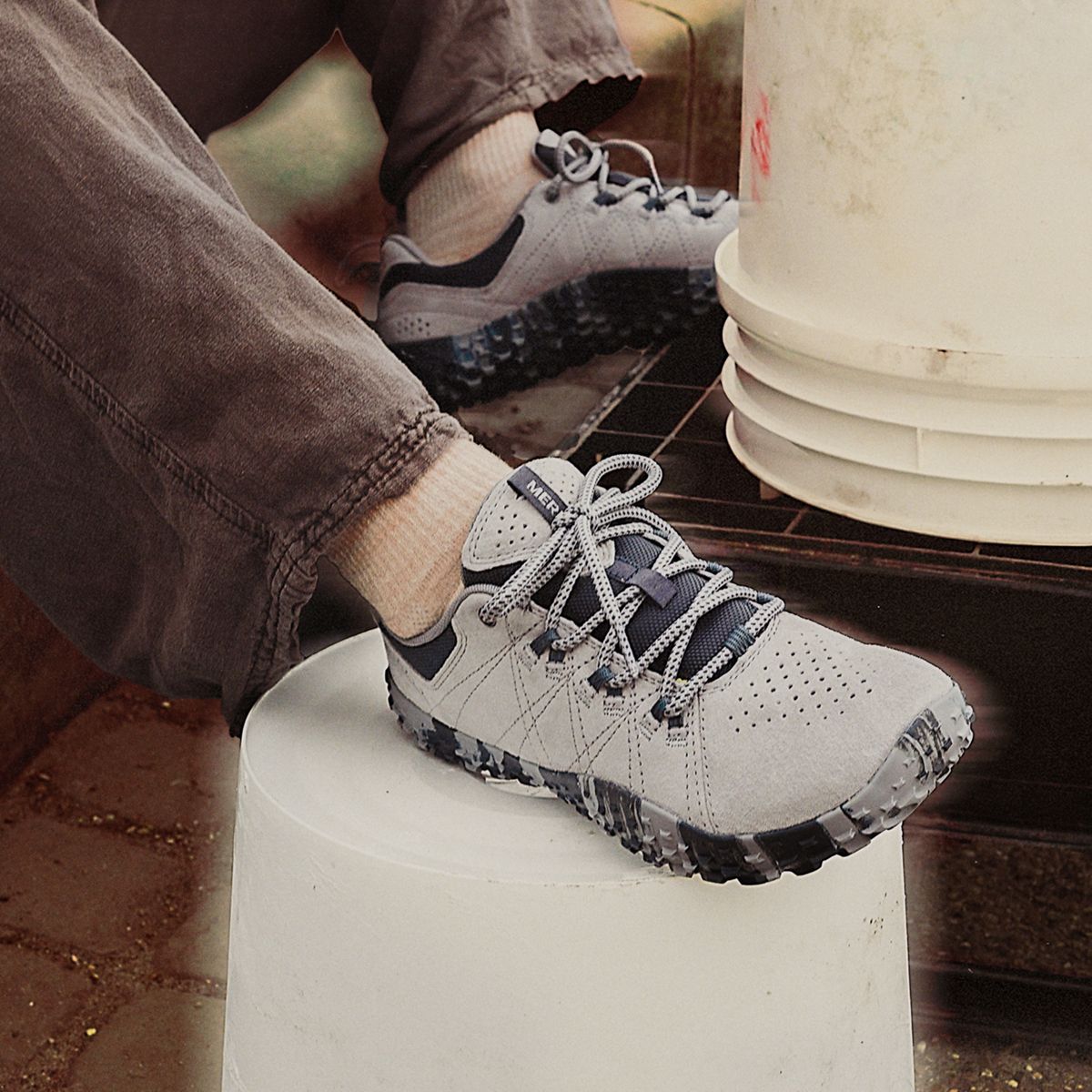 Shop Women's Wrapt Barefoot Walking Boots | Merrell Trending